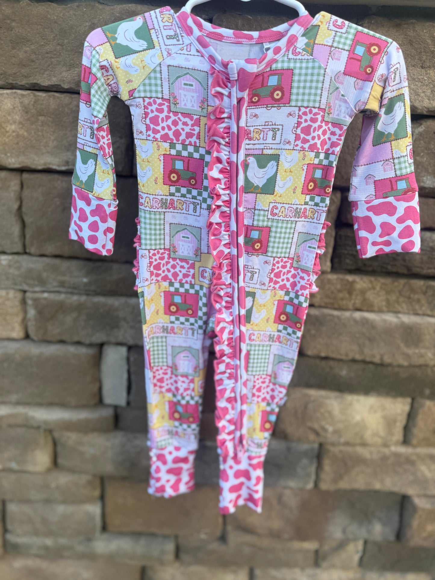 Pink Farm Ruffled Bamboo Zippy